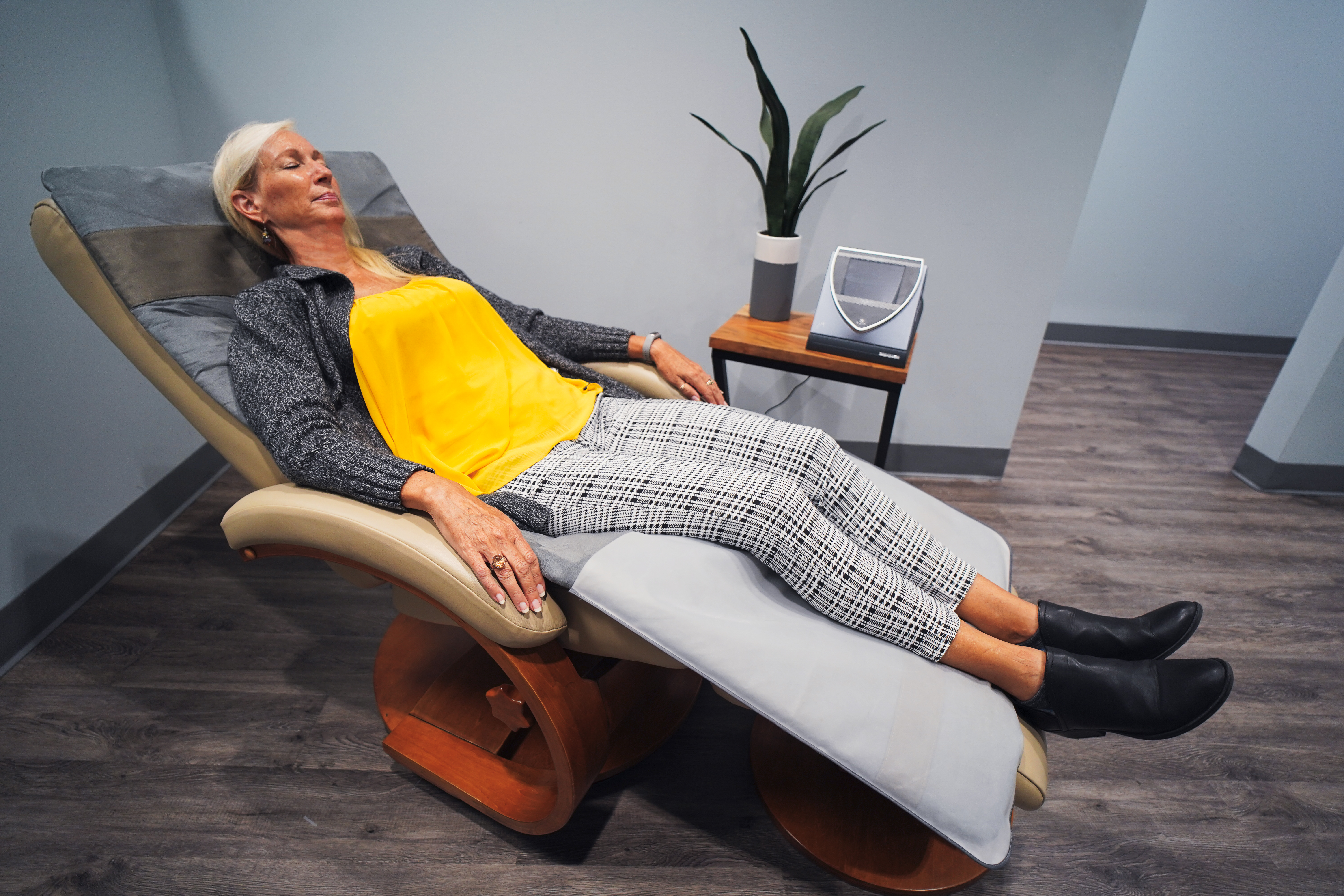 HOW PEMF THERAPY IMPROVES SYMPTOMS OF RAYNAUD’S PHENOMENON